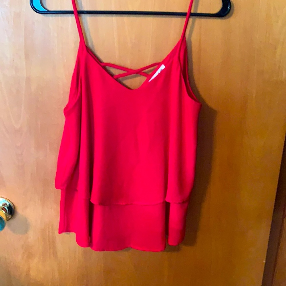 Cropped red blouse